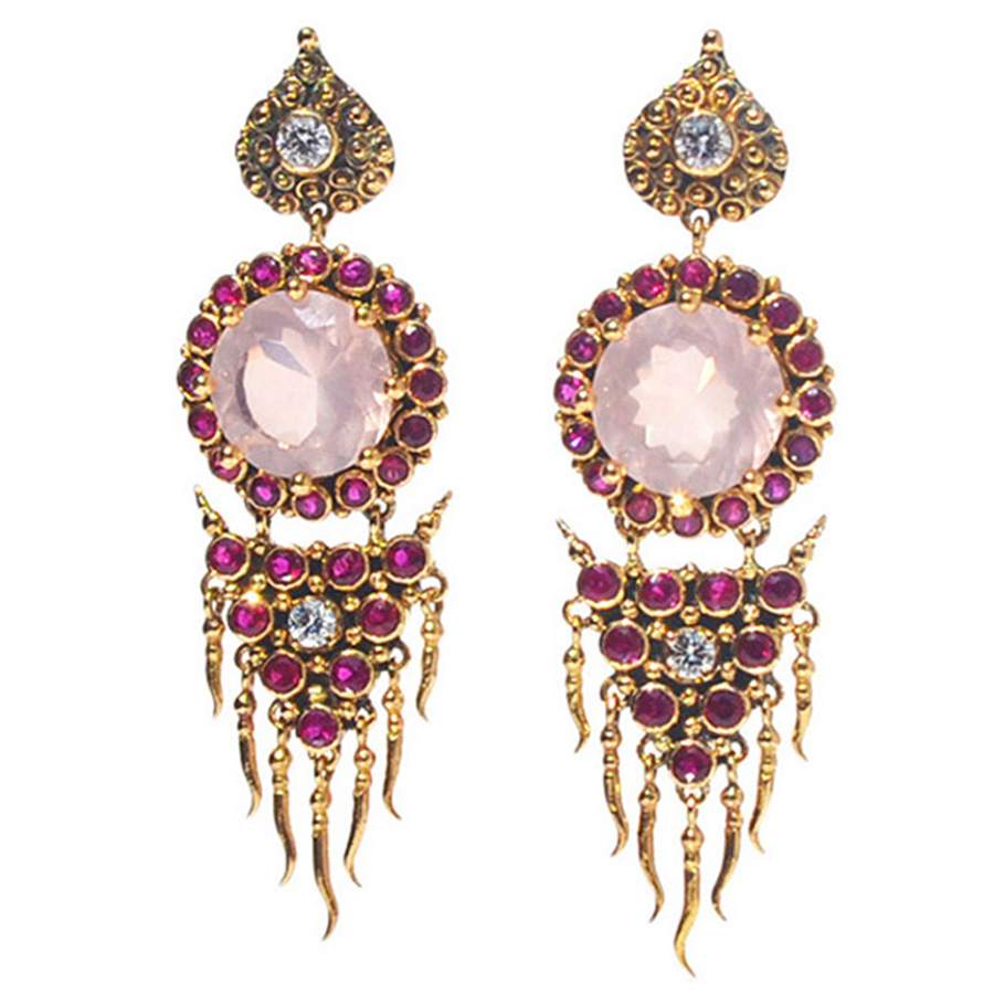 Rosequartz Agni earrings with rubies and diamonds.-S285