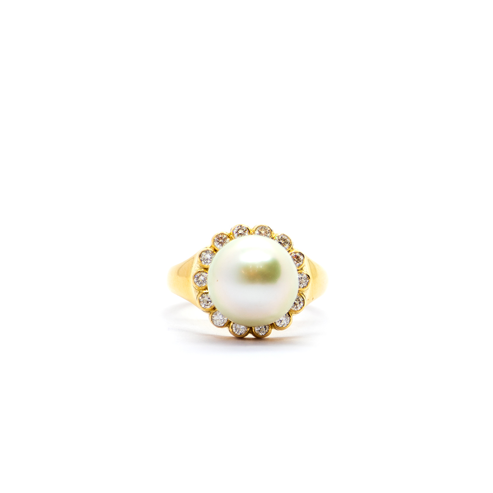 South Sea Pearl Ring Set in 22ct Gold and Surrounded by Diamonds-S702