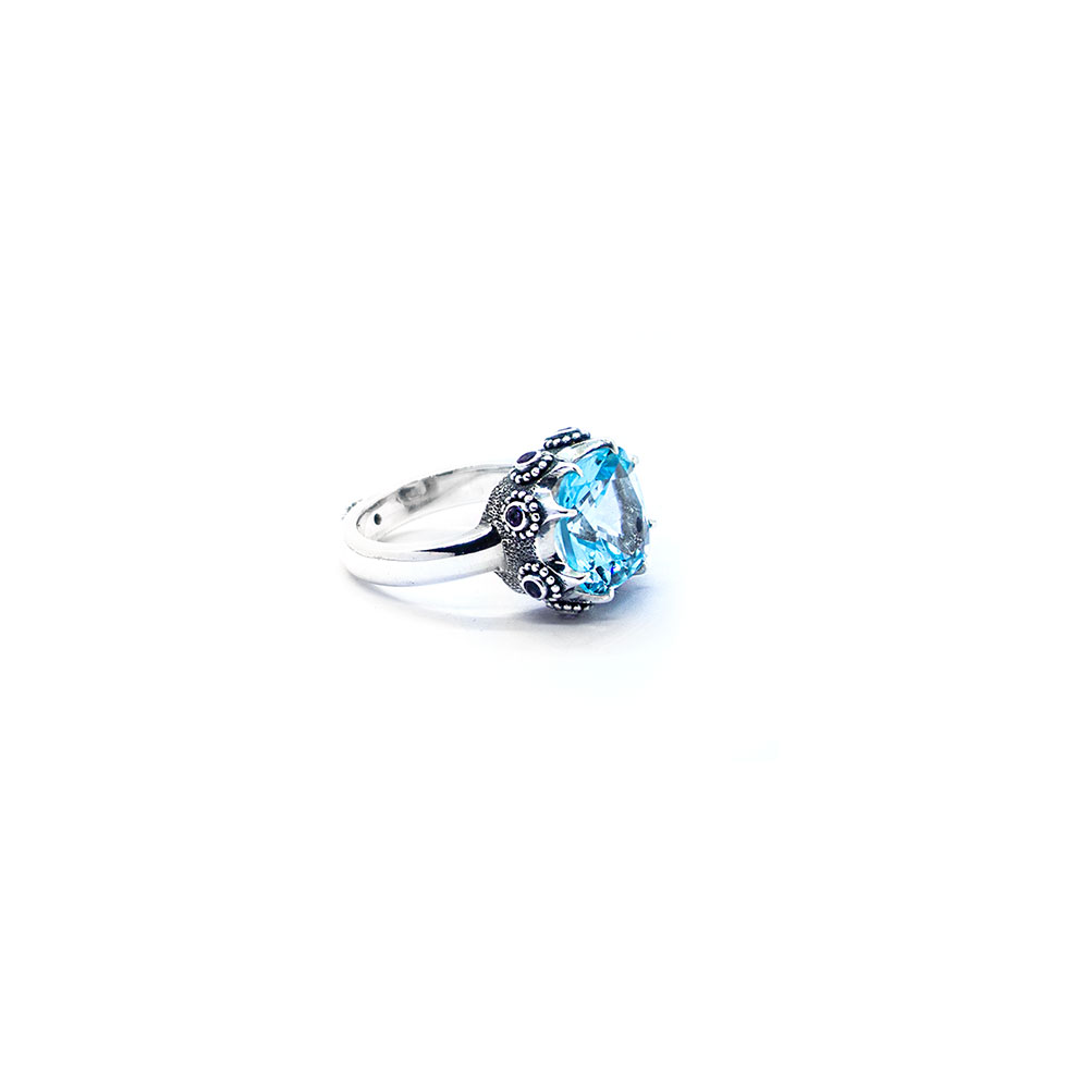 Blue topaz crown ring with amethyst and green garnet set in sterling silver KM190