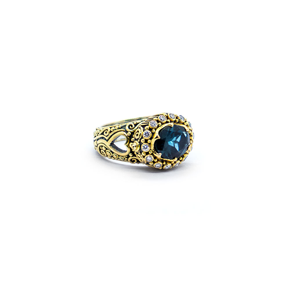 Blue topaz heart ring with diamond and amethyst set in 22ct gold S588