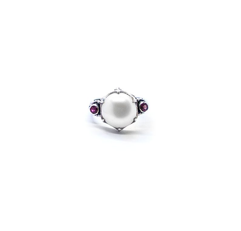 Pearl crown ring with amethysts set in sterling silver bn249