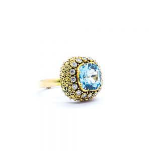 Blue topaz mystic ring with diamond and aquamarine set in 22ct gold S629