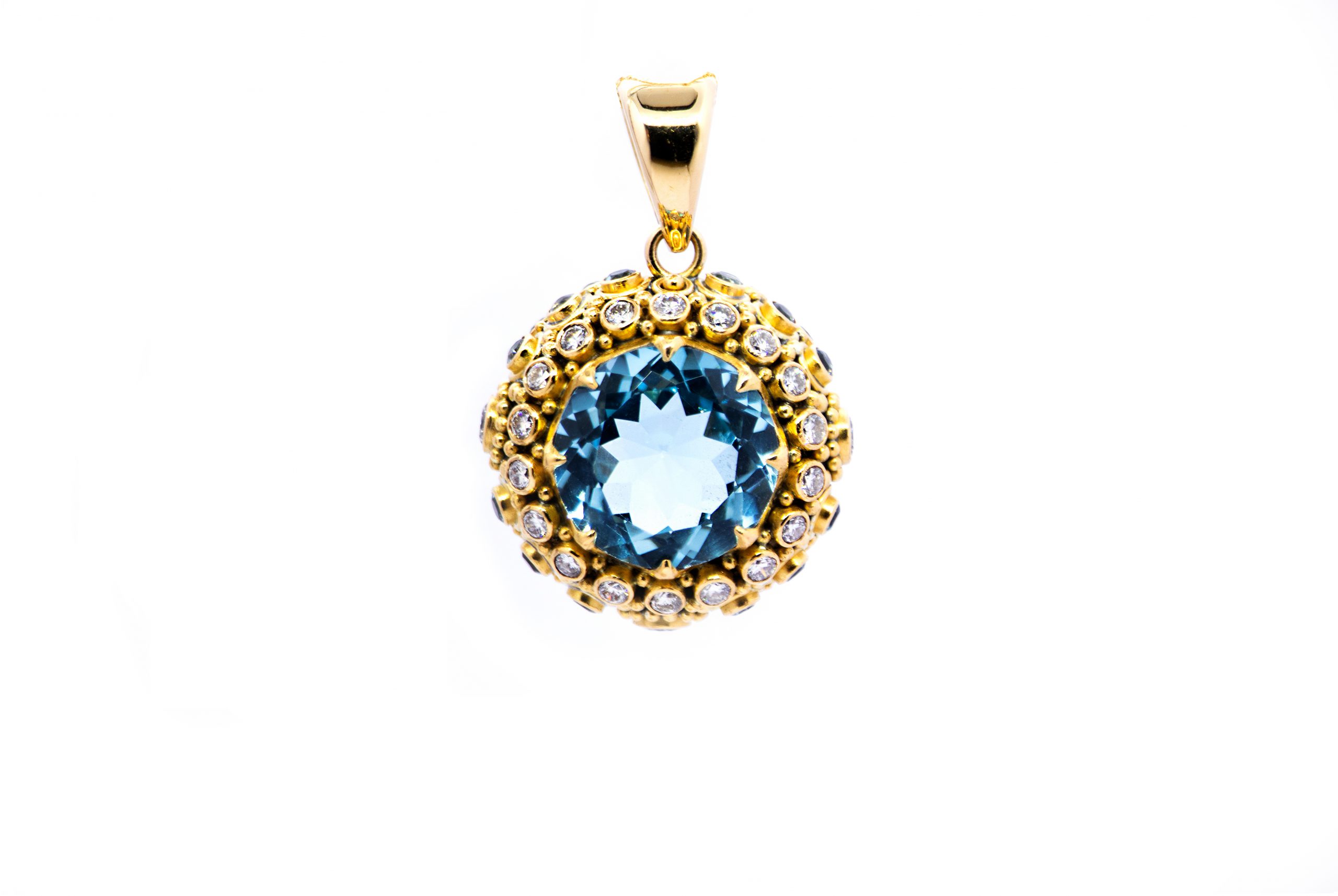 Blue Topaz Boudoir pendent with Diamonds set in gold bn 20