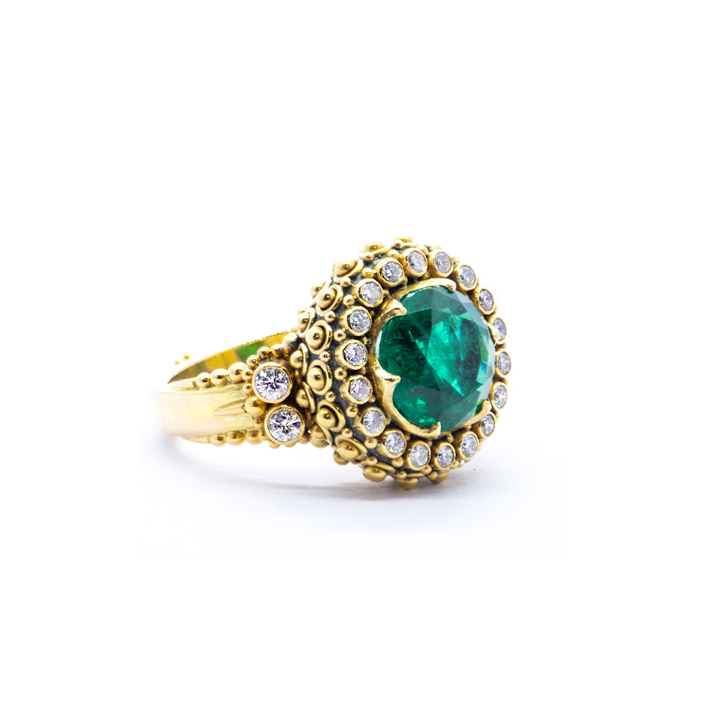 Emerald Chalice ring with diamonds – BN12